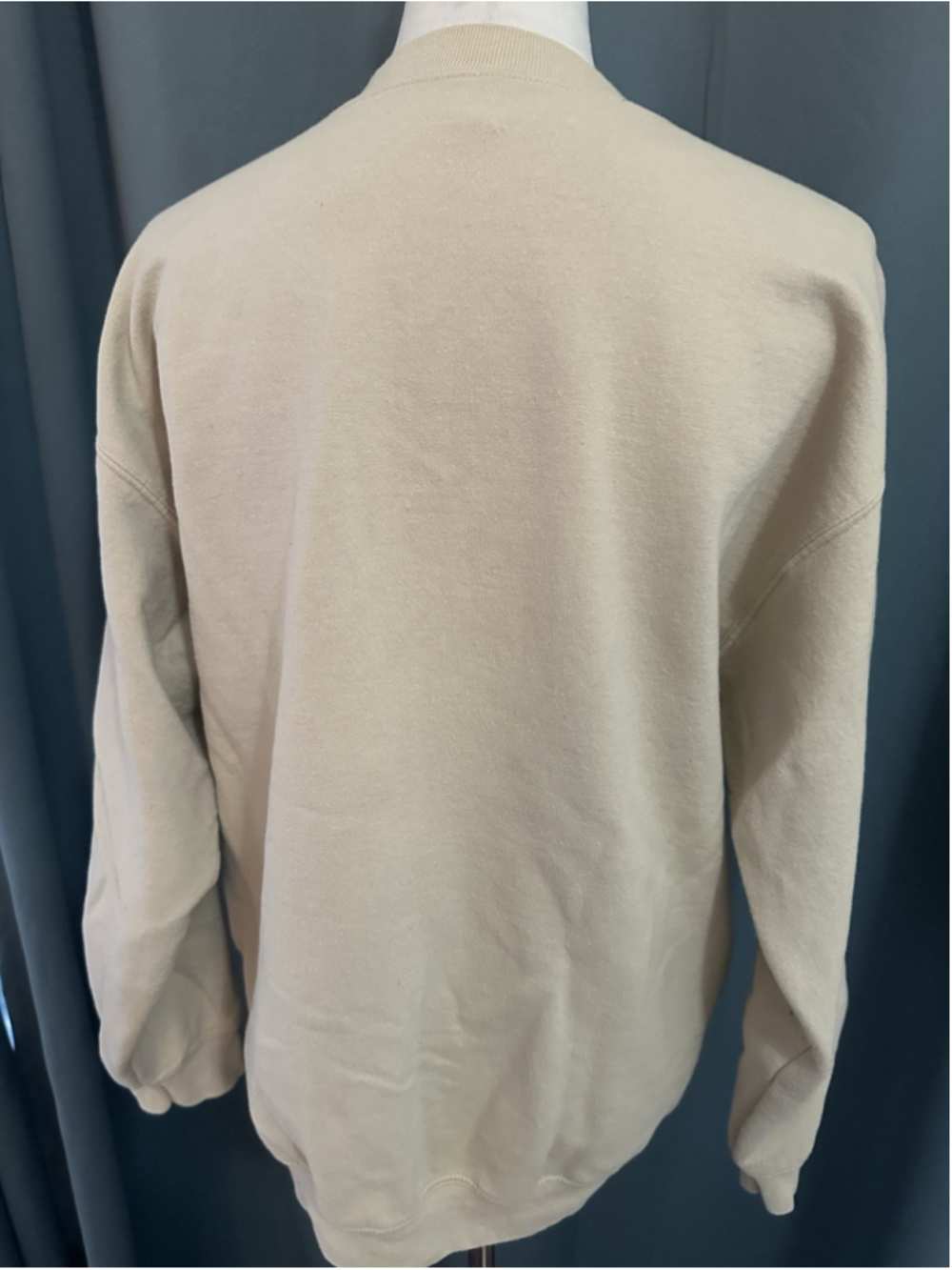 Disney Winnie the Pooh Embroidered Crewneck Sweatshirt Beige Size L - Picture 4 of 6